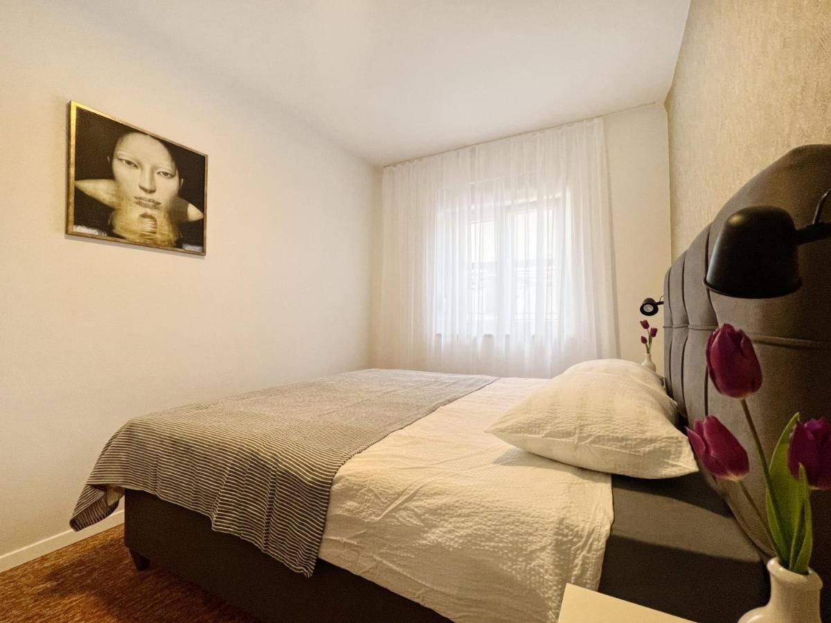 Apartments Valerian Novigrad Istria エクステリア 写真