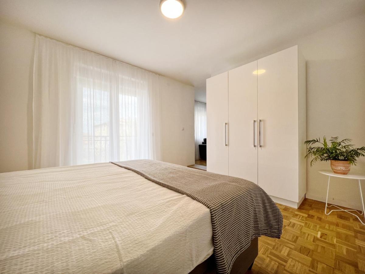 Apartments Valerian Novigrad Istria エクステリア 写真