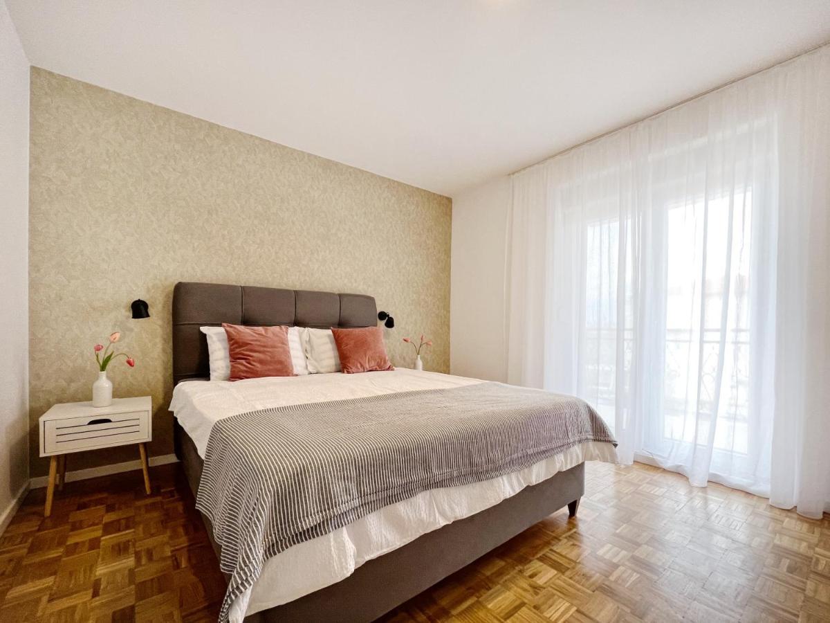 Apartments Valerian Novigrad Istria エクステリア 写真