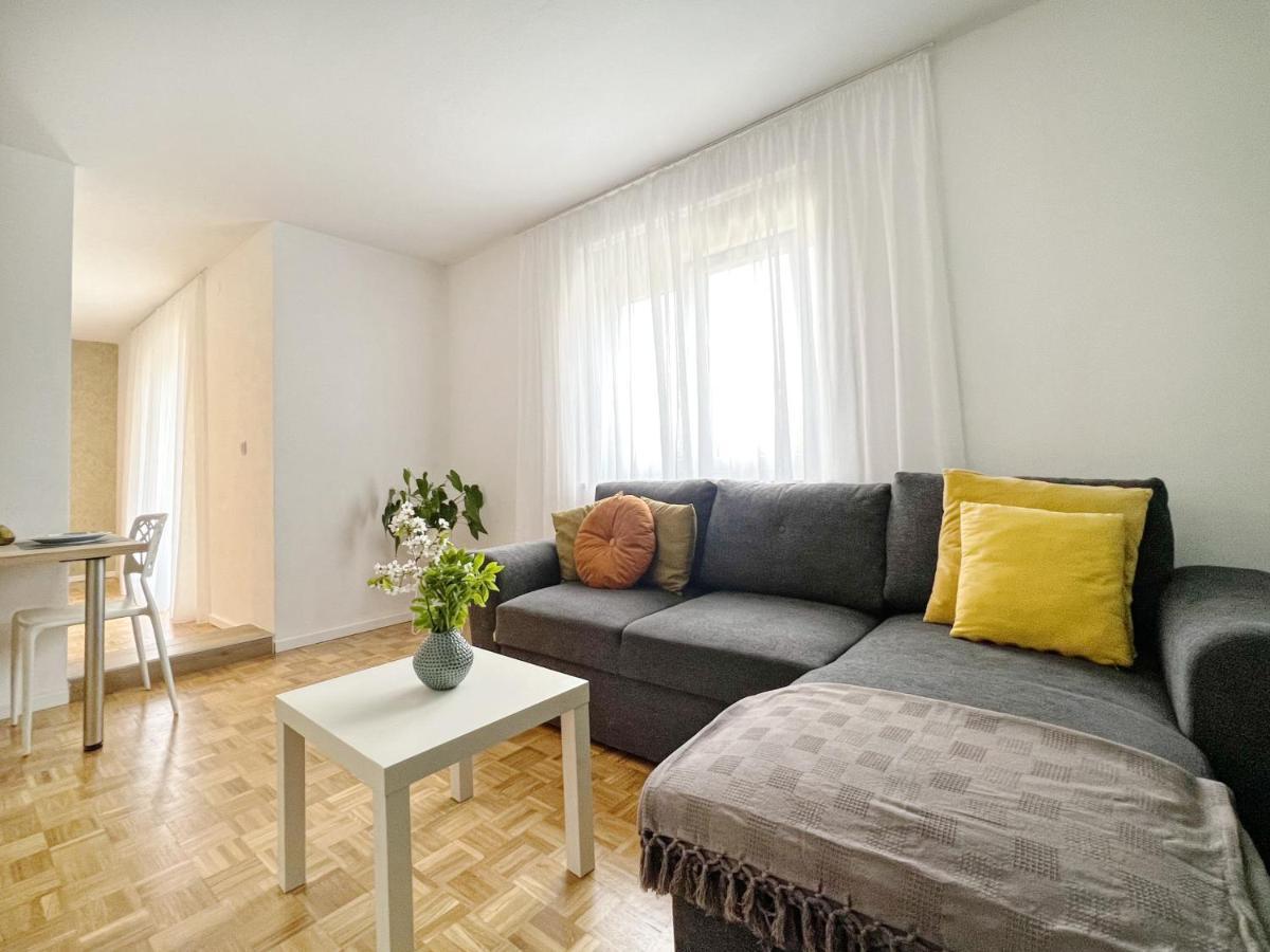 Apartments Valerian Novigrad Istria エクステリア 写真