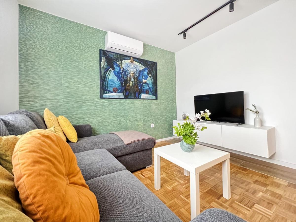 Apartments Valerian Novigrad Istria エクステリア 写真